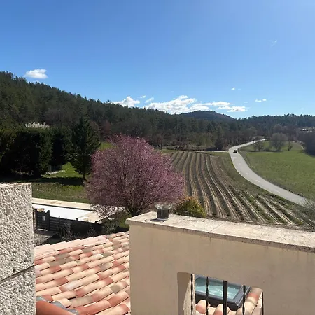 Domaine De Prefaissal Guest house